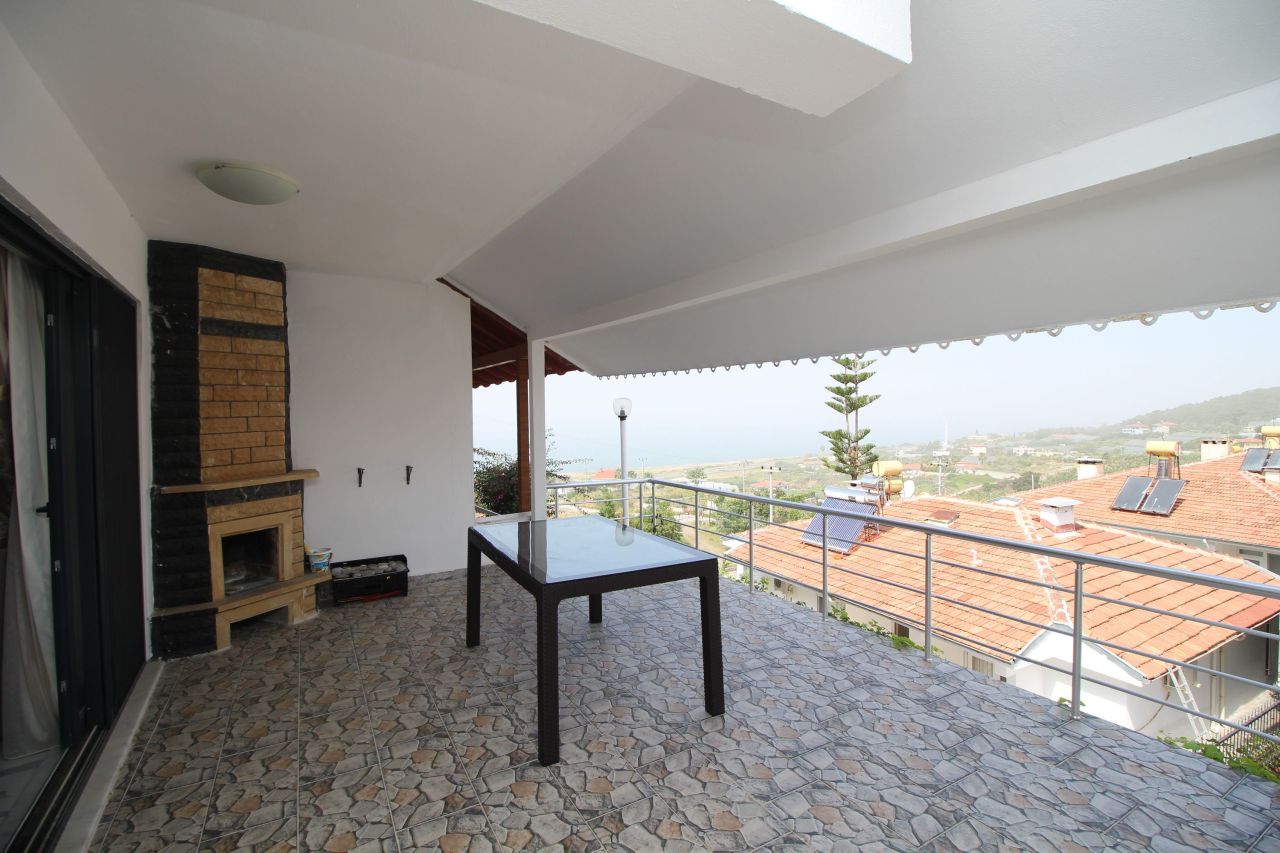 Villa in Alanya, Türkei, 135 m² - Foto 1