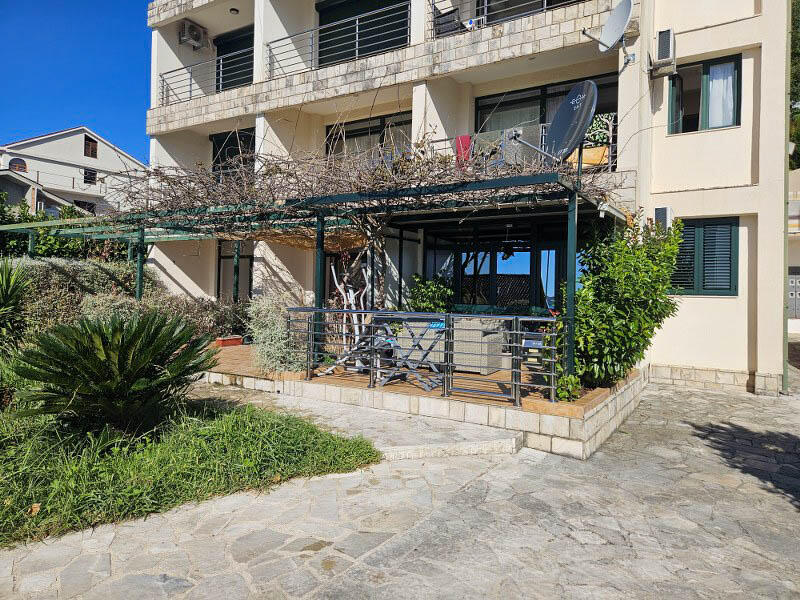 Appartement à Herceg-Novi, Monténégro, 103 m² - image 1