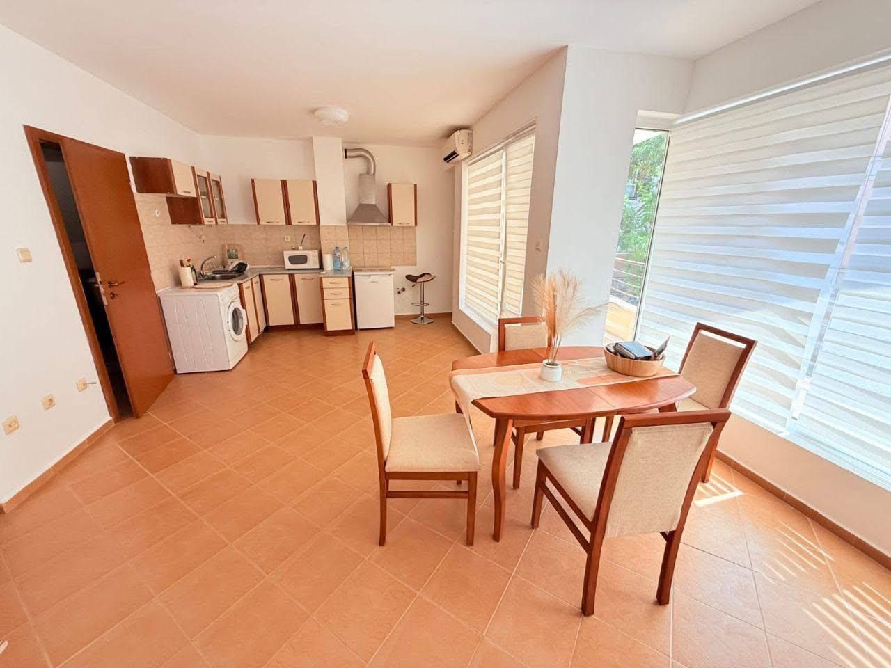 Flat at Sunny Beach, Bulgaria, 46 m² - picture 1