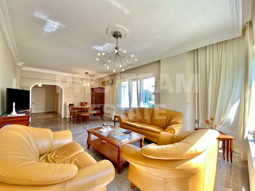 Flat in Antalya, Turkey, 145 m² - picture 1