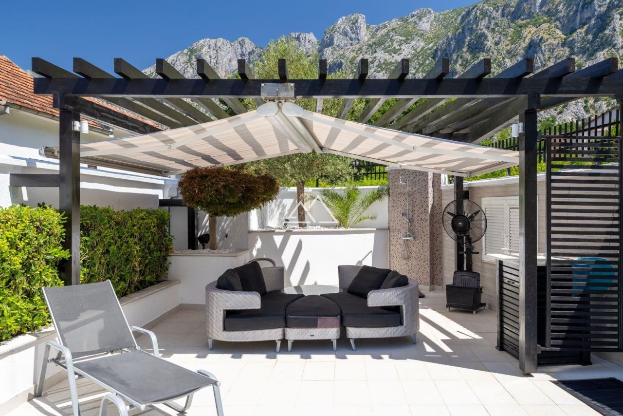 Villa in Ljuta, Montenegro, 324 m² - picture 11