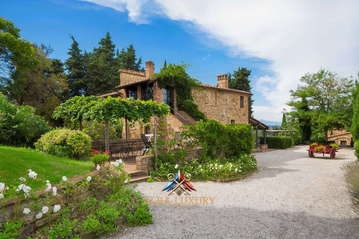 Apartment via pozzolo, Italy, 2 000 m² - picture 6