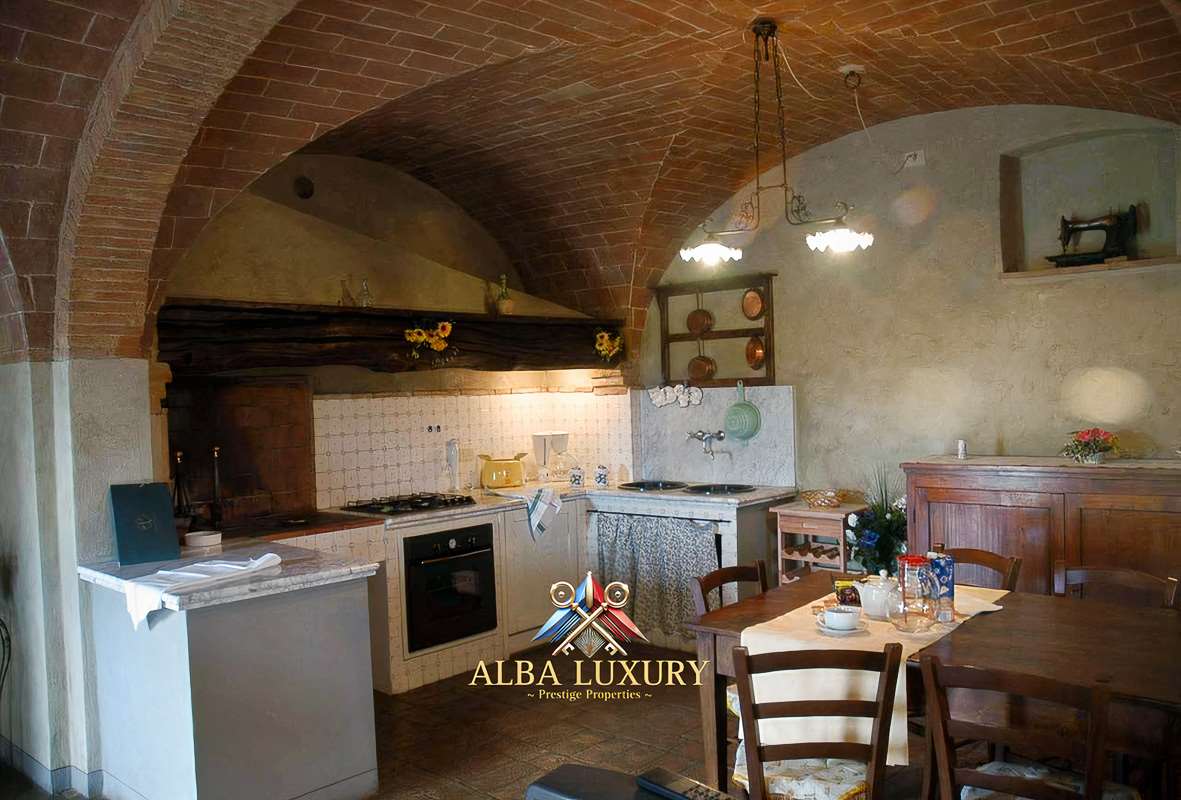 Apartment via pozzolo, Italy, 2 000 m² - picture 13