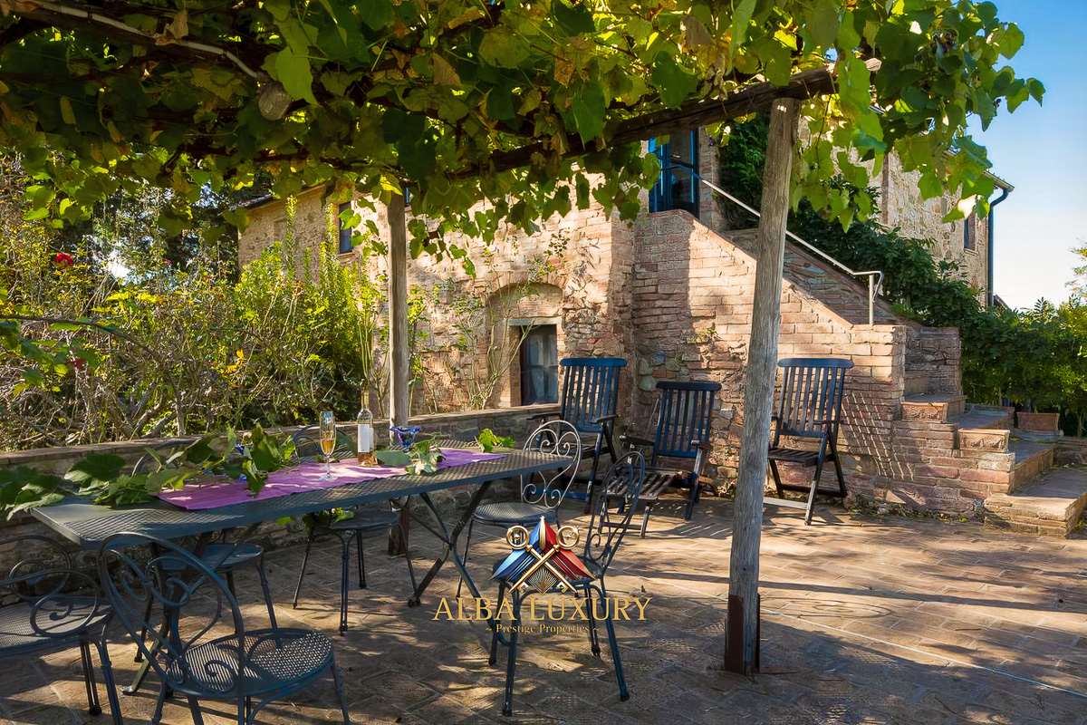 Apartment via pozzolo, Italy, 2 000 m² - picture 16