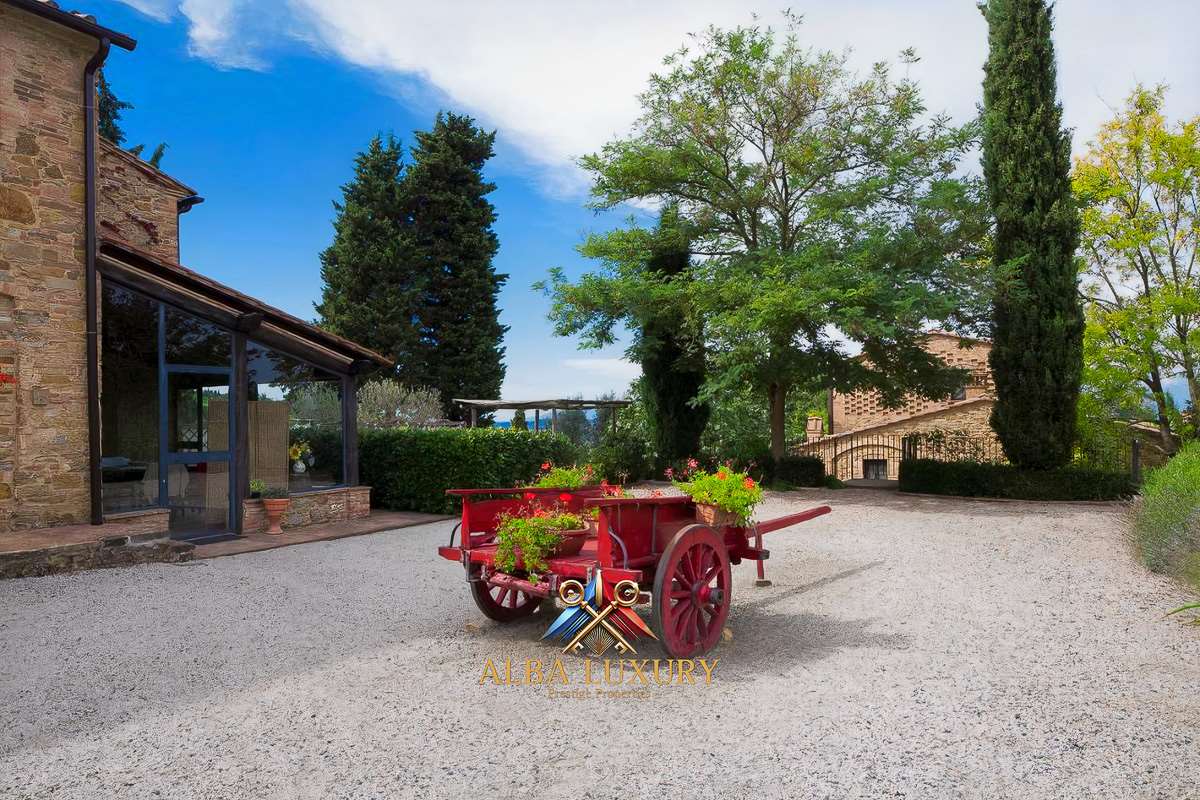 Apartment via pozzolo, Italy, 2 000 m² - picture 18