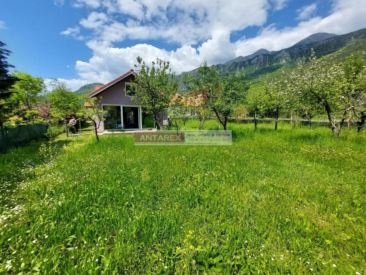 Villa in Zelenika, Montenegro, 64 m² - picture 14
