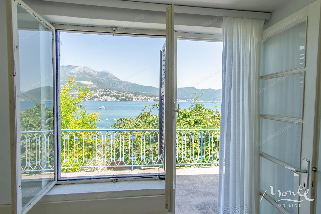 Villa in Njivice, Montenegro, 120 m² - picture 5