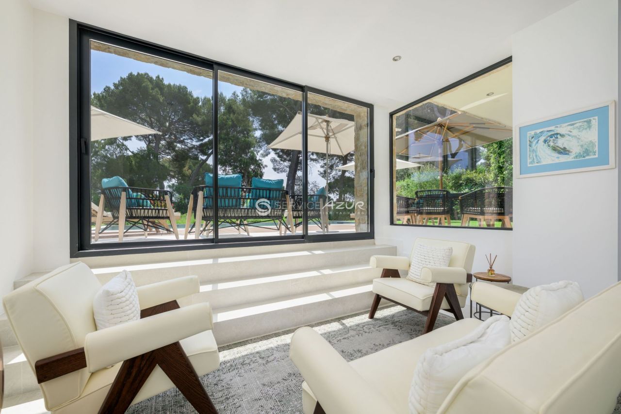 Villa à Antibes, France, 220 m² - image 9