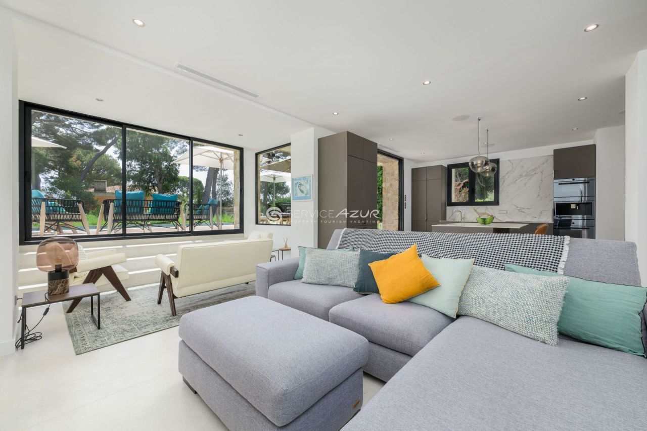 Villa à Antibes, France, 220 m² - image 10