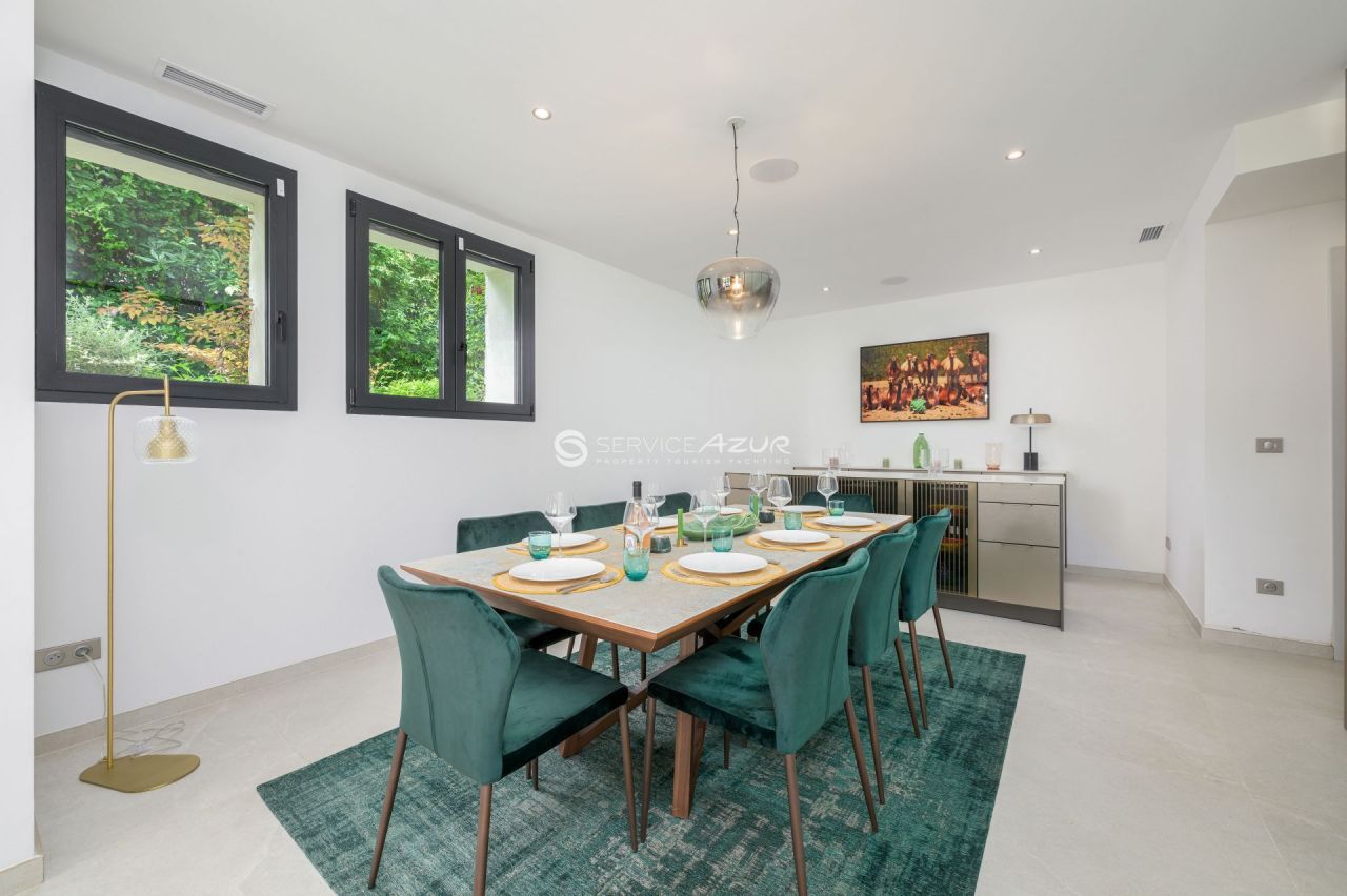 Villa à Antibes, France, 220 m² - image 13
