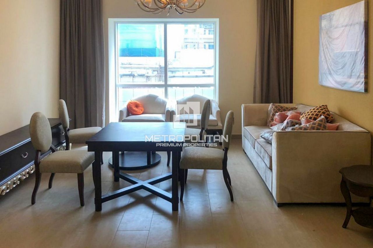 Apartment in Dubai, UAE, 149 m² - picture 1