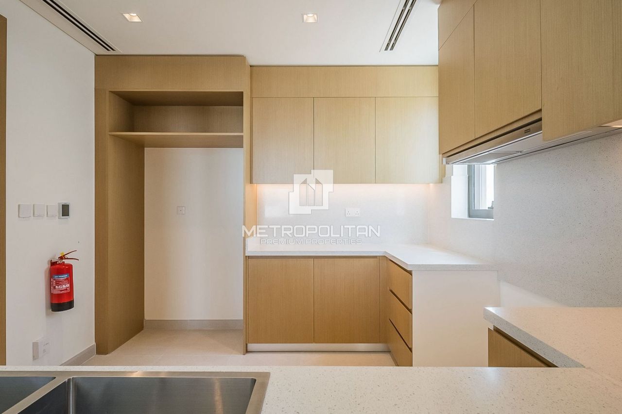 Villa à Dubaï, EAU, 420 m² - image 5