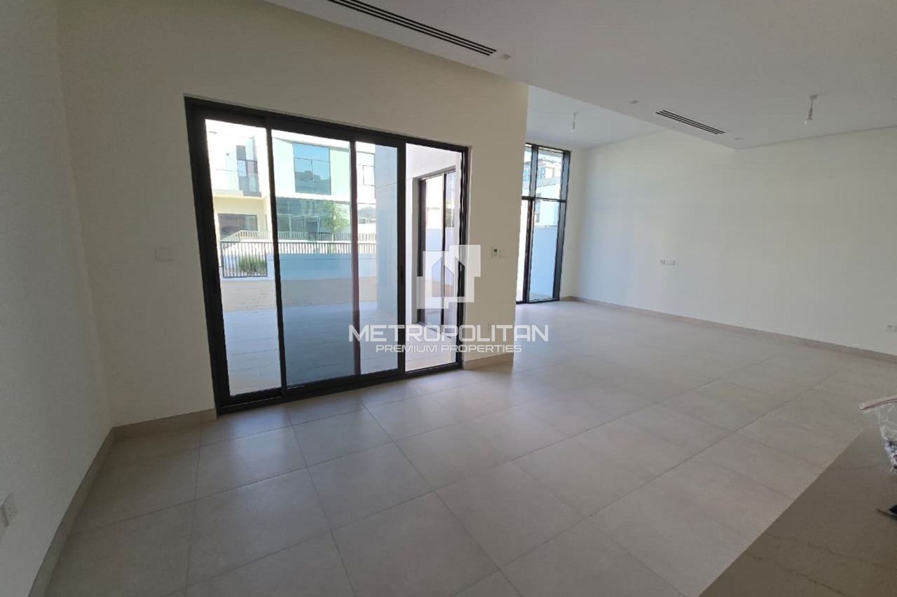 Maison urbaine à Dubaï, EAU, 244 m² - image 5