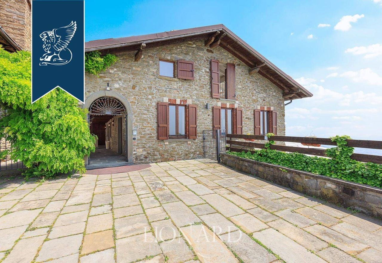 Villa a Bergamo, Italia, 900 m² - foto 5