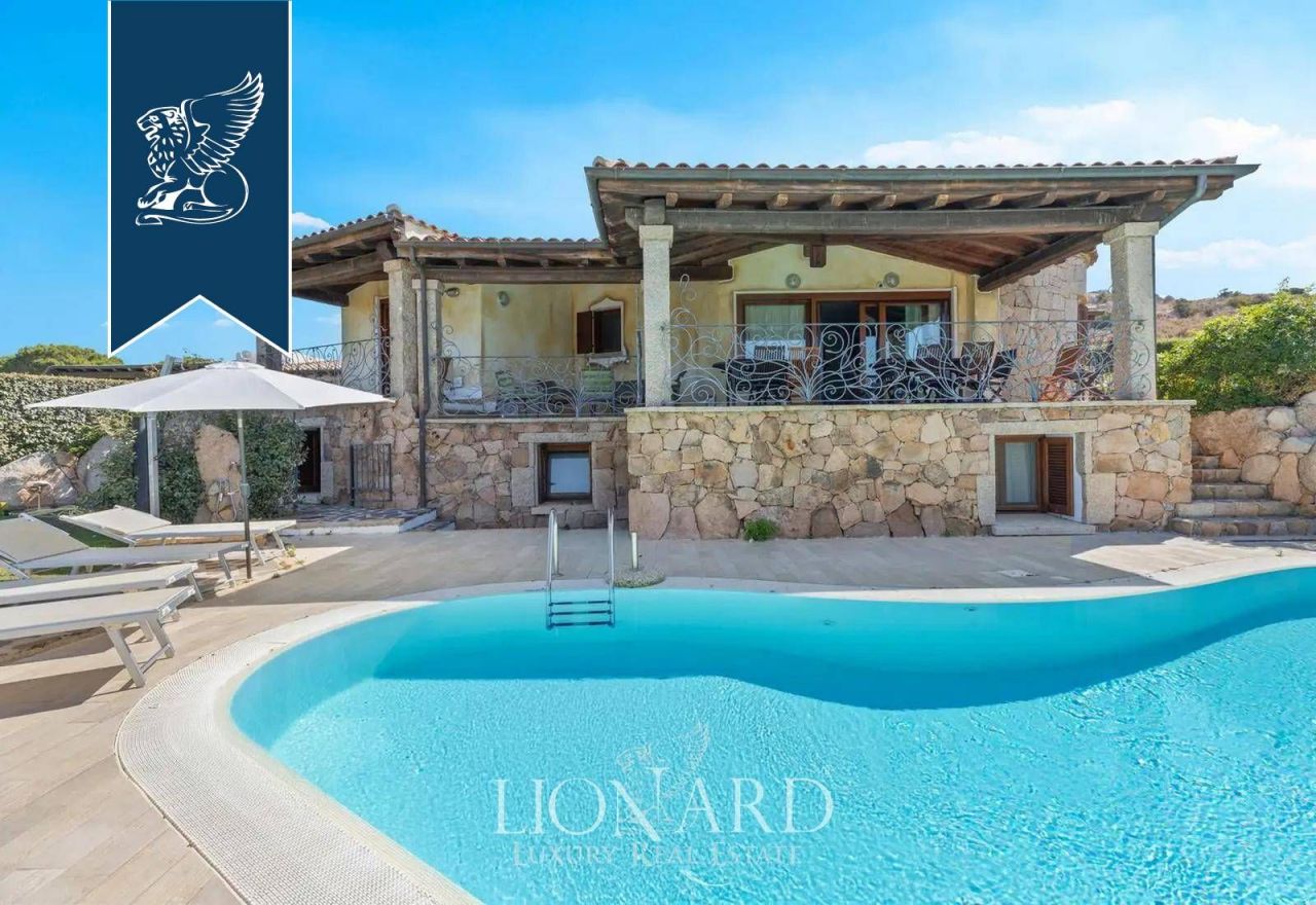 Villa à San Teodoro, Italie, 300 m² - image 6