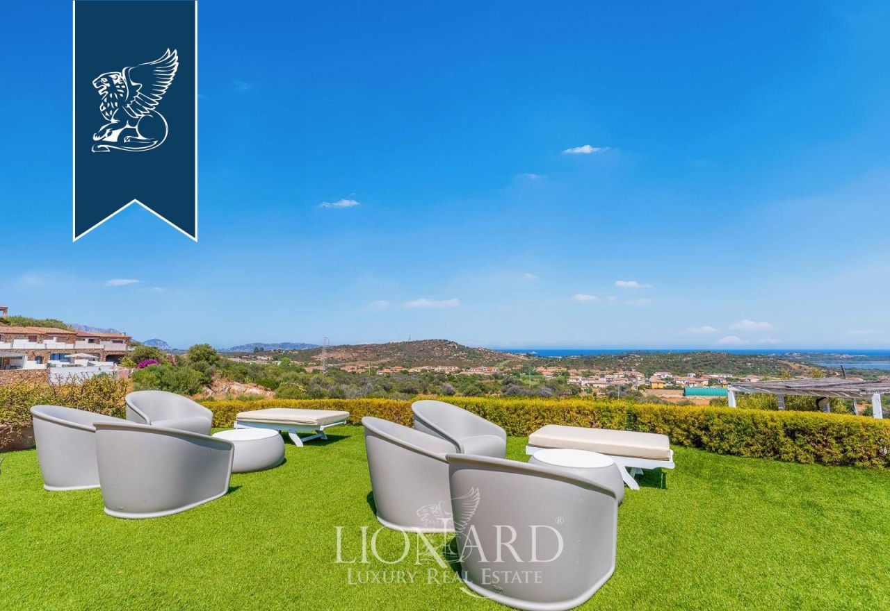 Villa in San Teodoro, Italien, 2 000 m² - Foto 9