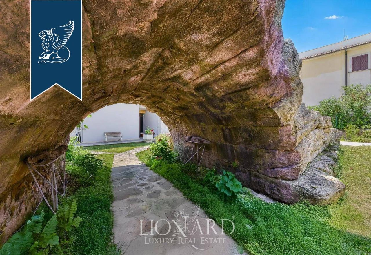 Villa in Santa Marinella, Italy, 158 m² - picture 10