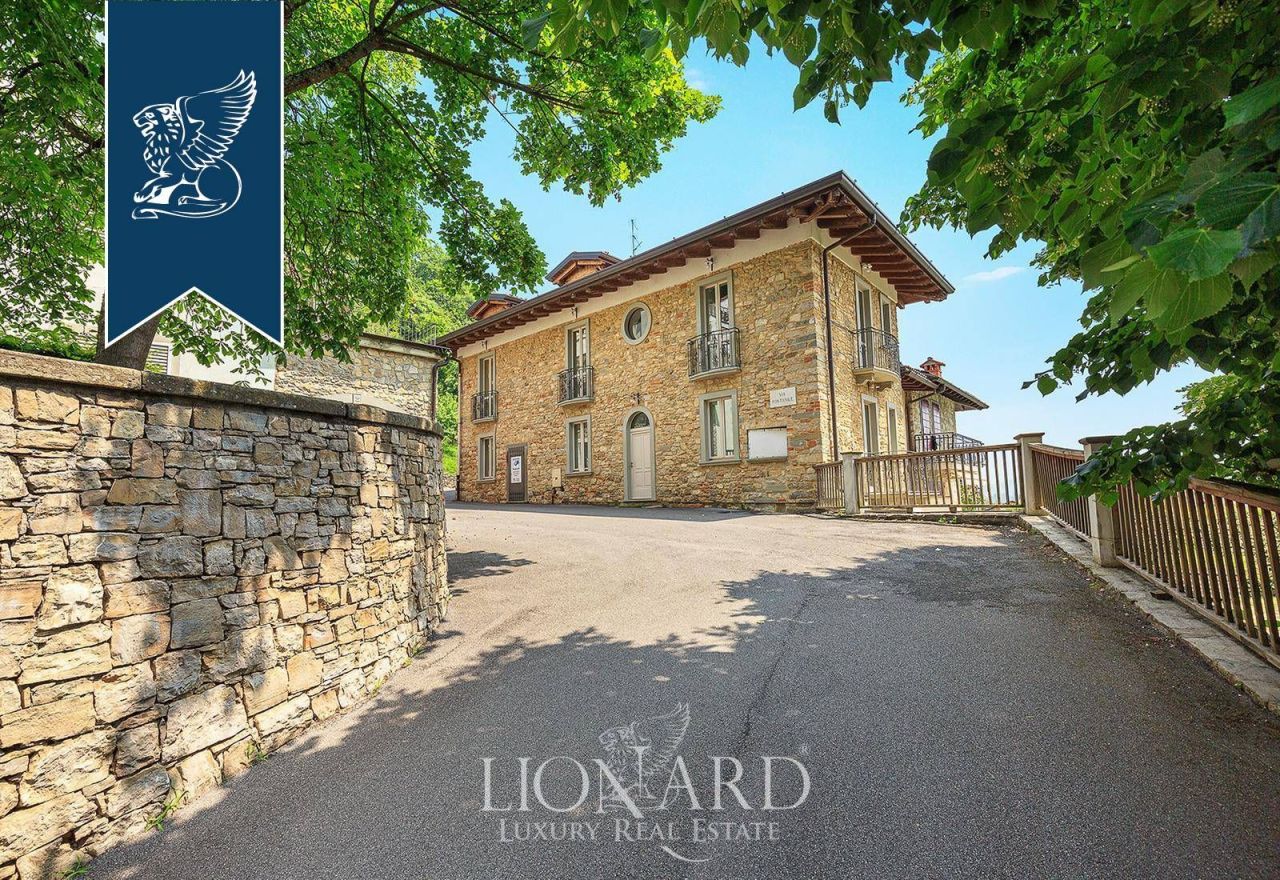 Villa in Bergamo, Italy, 4 000 m² - picture 11