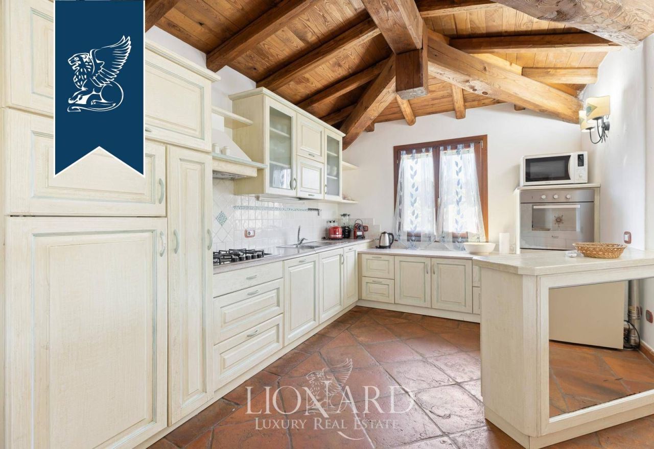 Villa à San Teodoro, Italie, 300 m² - image 14