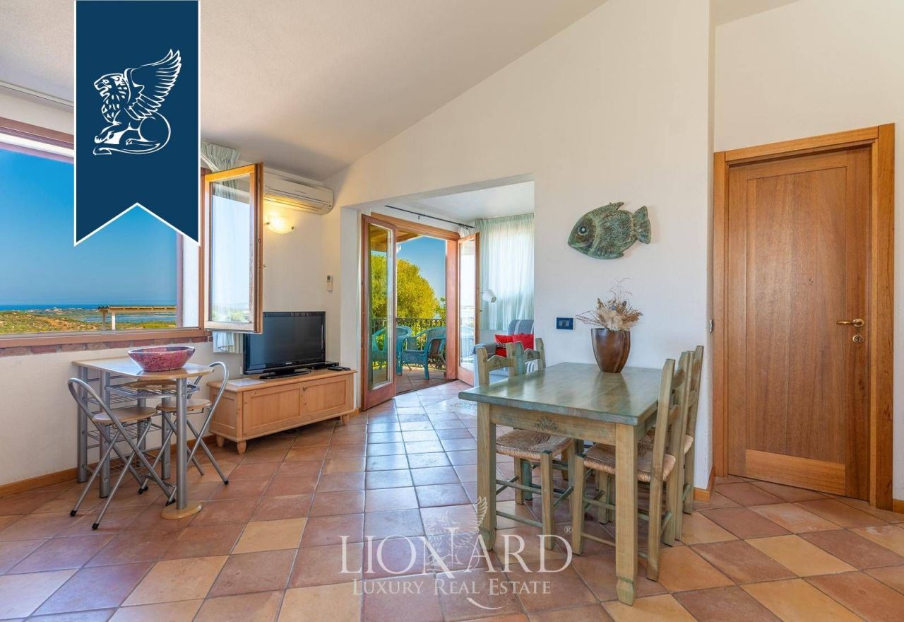 Villa in San Teodoro, Italien, 2 000 m² - Foto 14