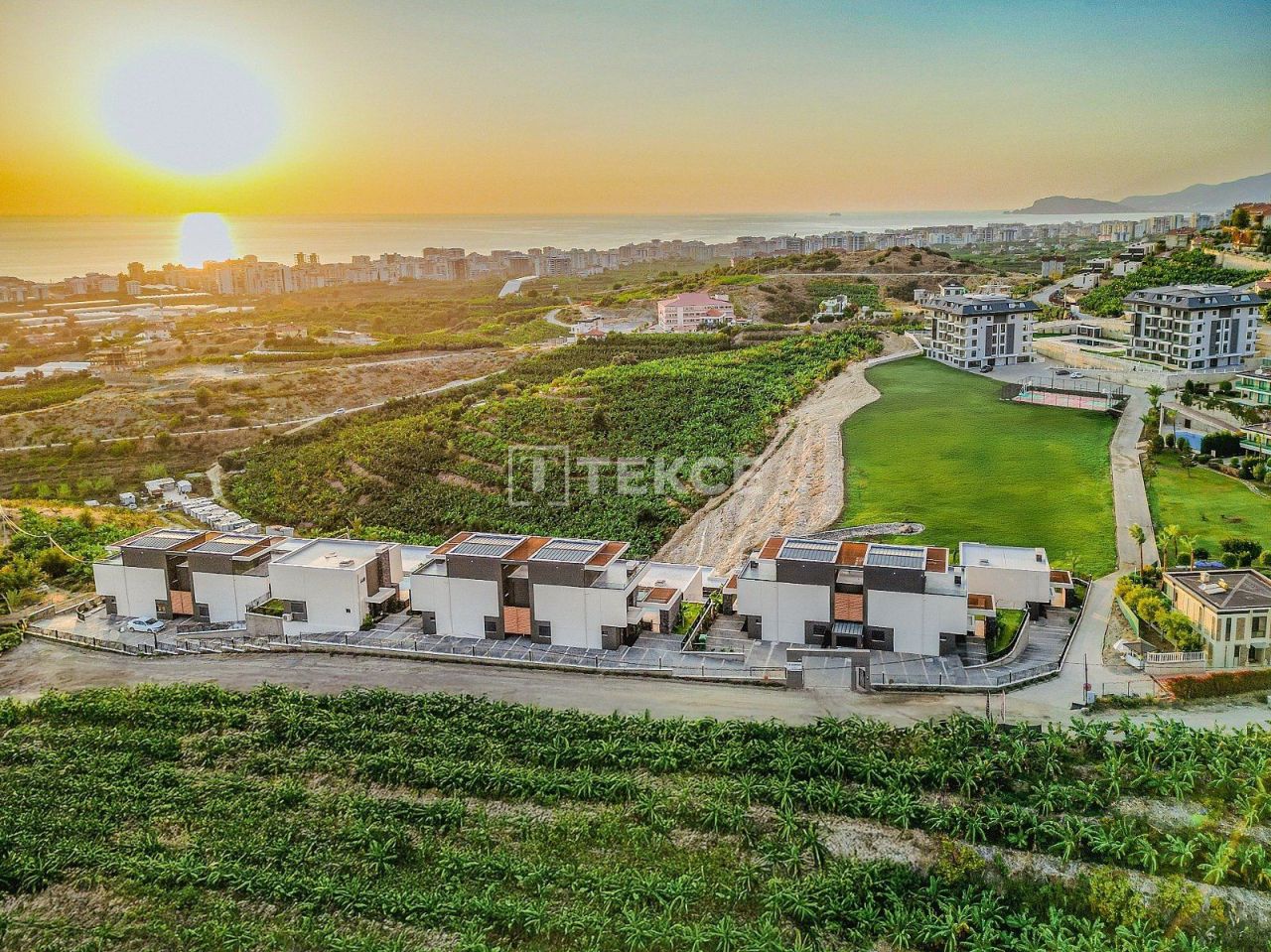 Villa in Alanya, Turkey, 240 m² - picture 1