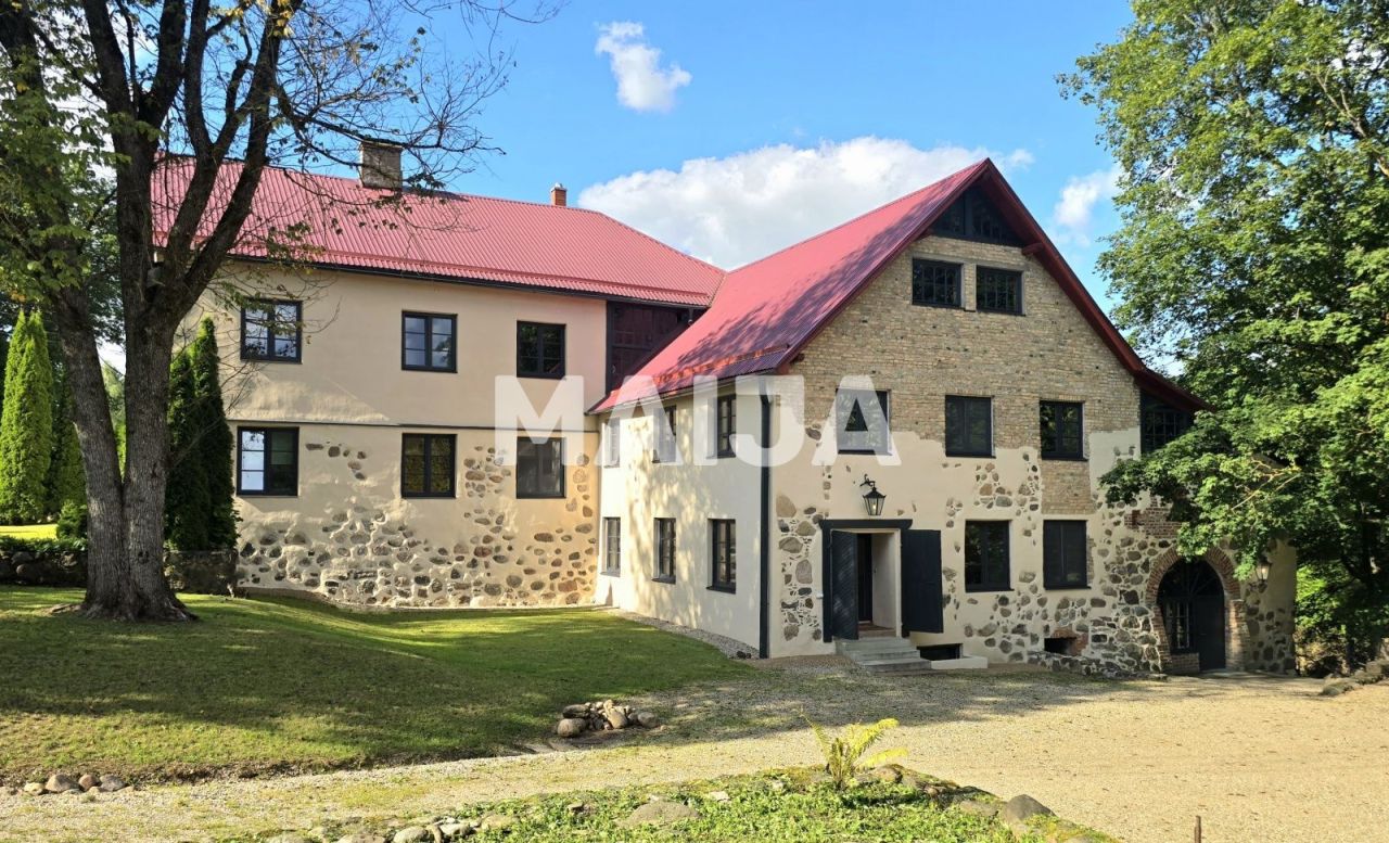 Villa Ineši, Lettonia, 723 m² - foto 1