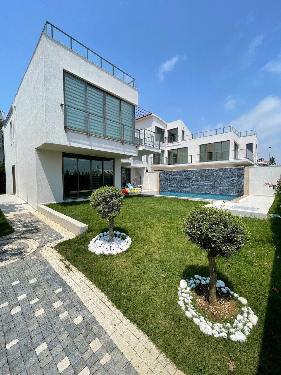 Villa en Antalya, Turquia, 240 m² - imagen 1