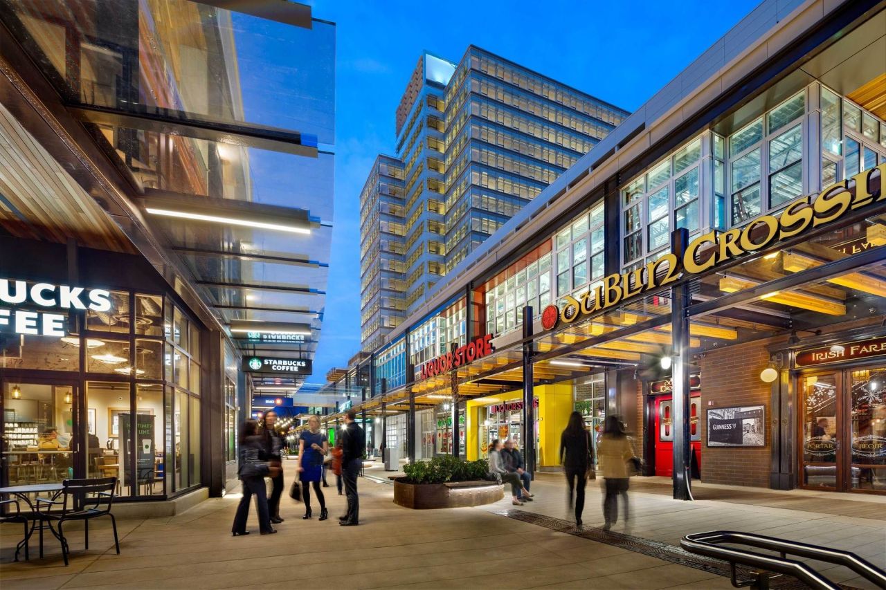 Propiedad comercial en Londres, Reino Unido, 15 000 m² - imagen 1