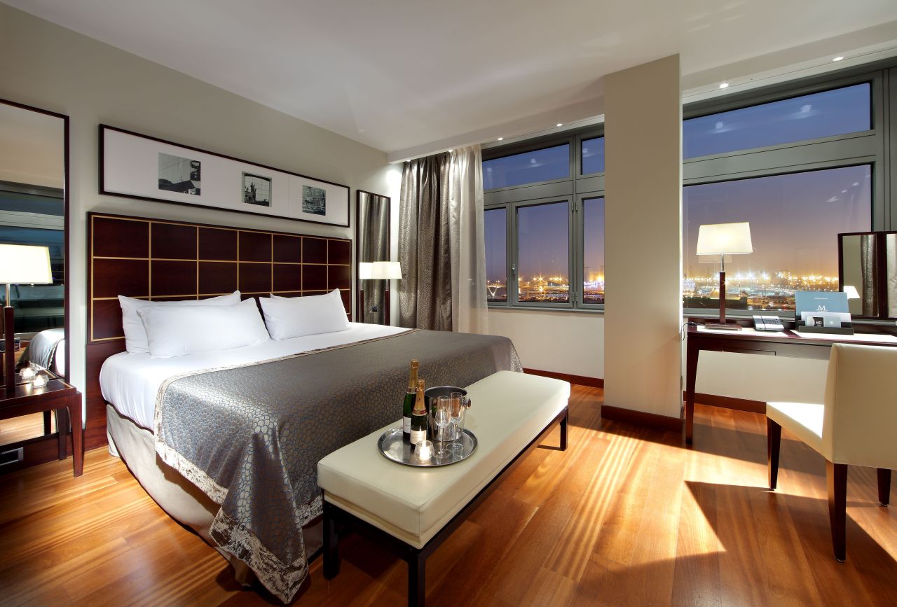 Hotel in Barcelona, Spanien, 100 000 m² - Foto 1