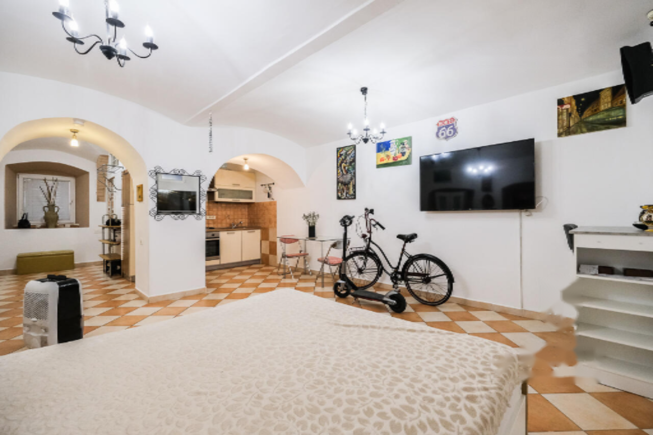 Piso en Liubliana, Eslovenia, 44 m² - imagen 1
