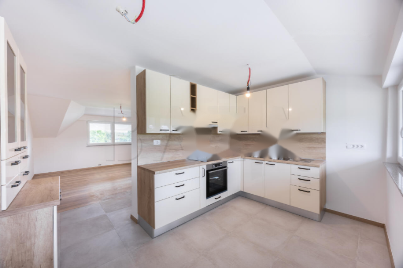 Flat in Ljubljana, Slovenia, 72 m² - picture 1