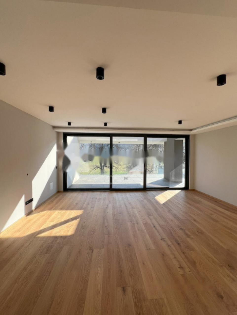Piso en Liubliana, Eslovenia, 265 m² - imagen 1