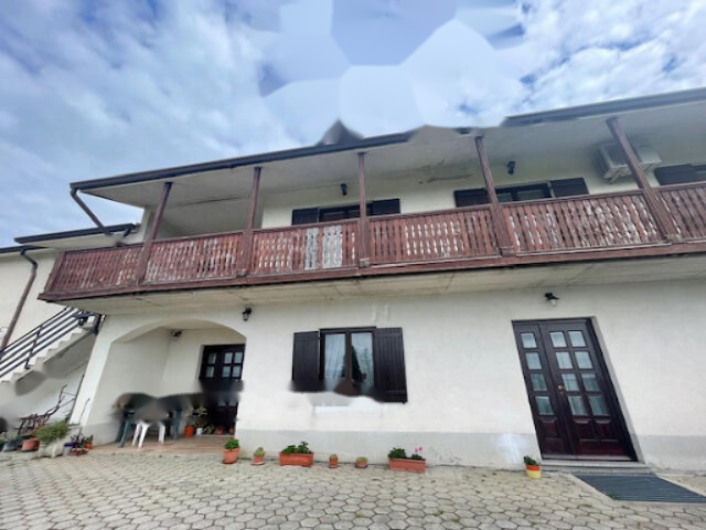 Casa en Bovec, Eslovenia, 240 m² - imagen 1