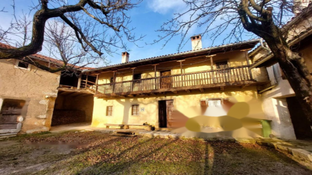 Haus in Miren-Kostanjevica, Slowenien, 194 m² - Foto 1