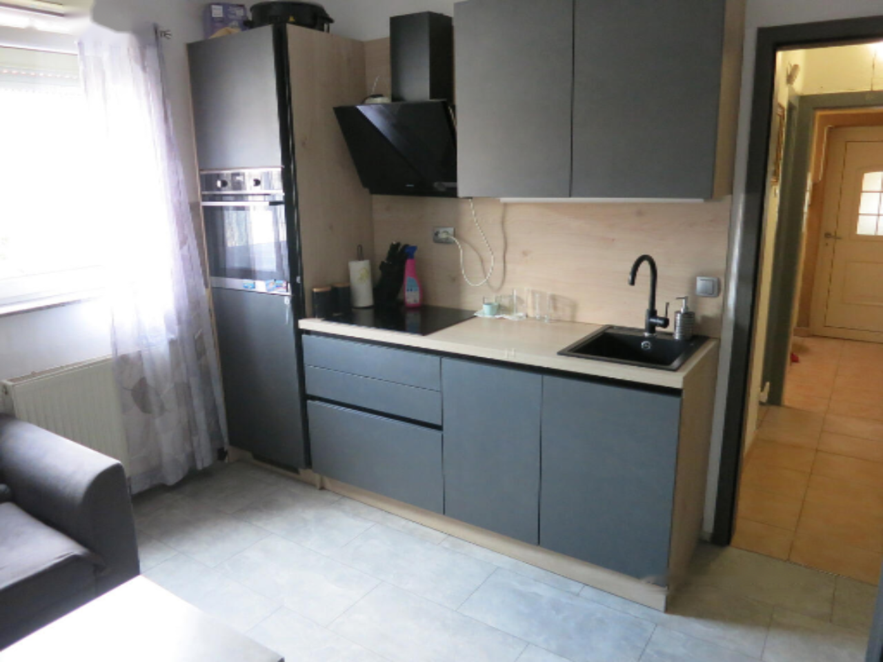 Piso en Liubliana, Eslovenia, 92 m² - imagen 1