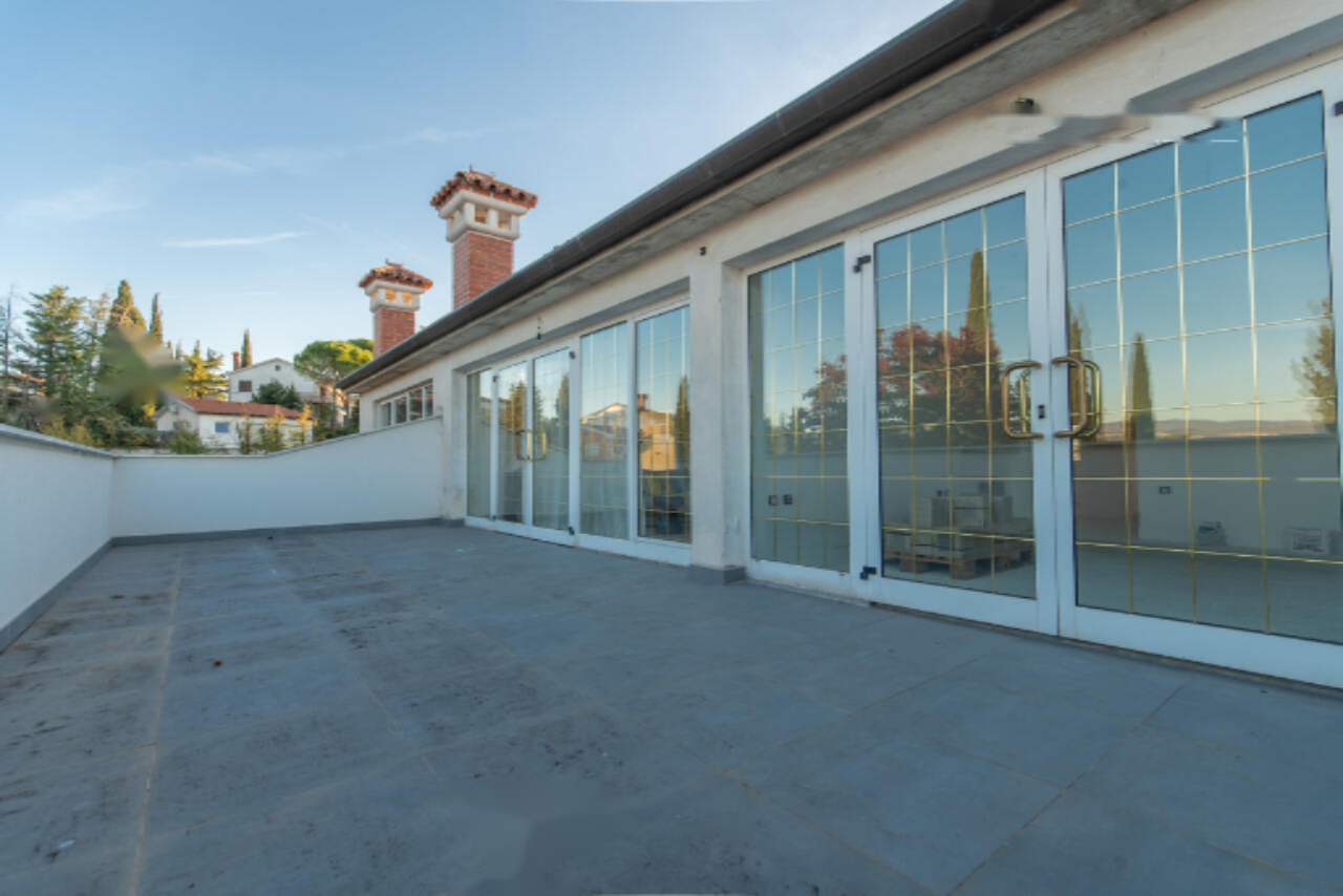 Haus in Portorož, Slowenien, 753 m² - Foto 1