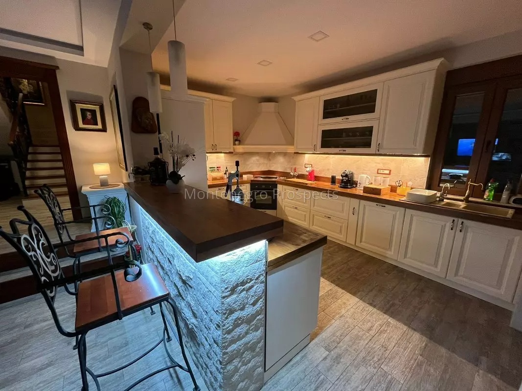 Villa in Bar, Montenegro, 366 m² - Foto 15