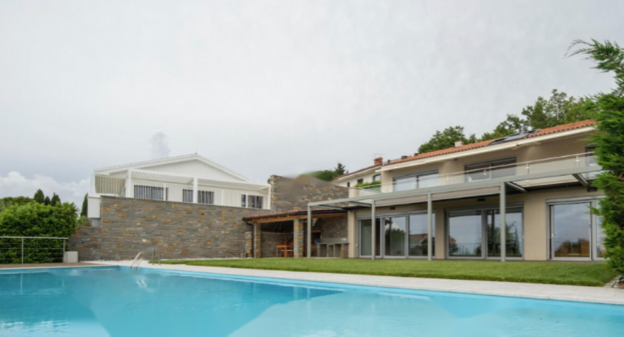 Maison à Izola, Slovénie, 442 m² - image 1