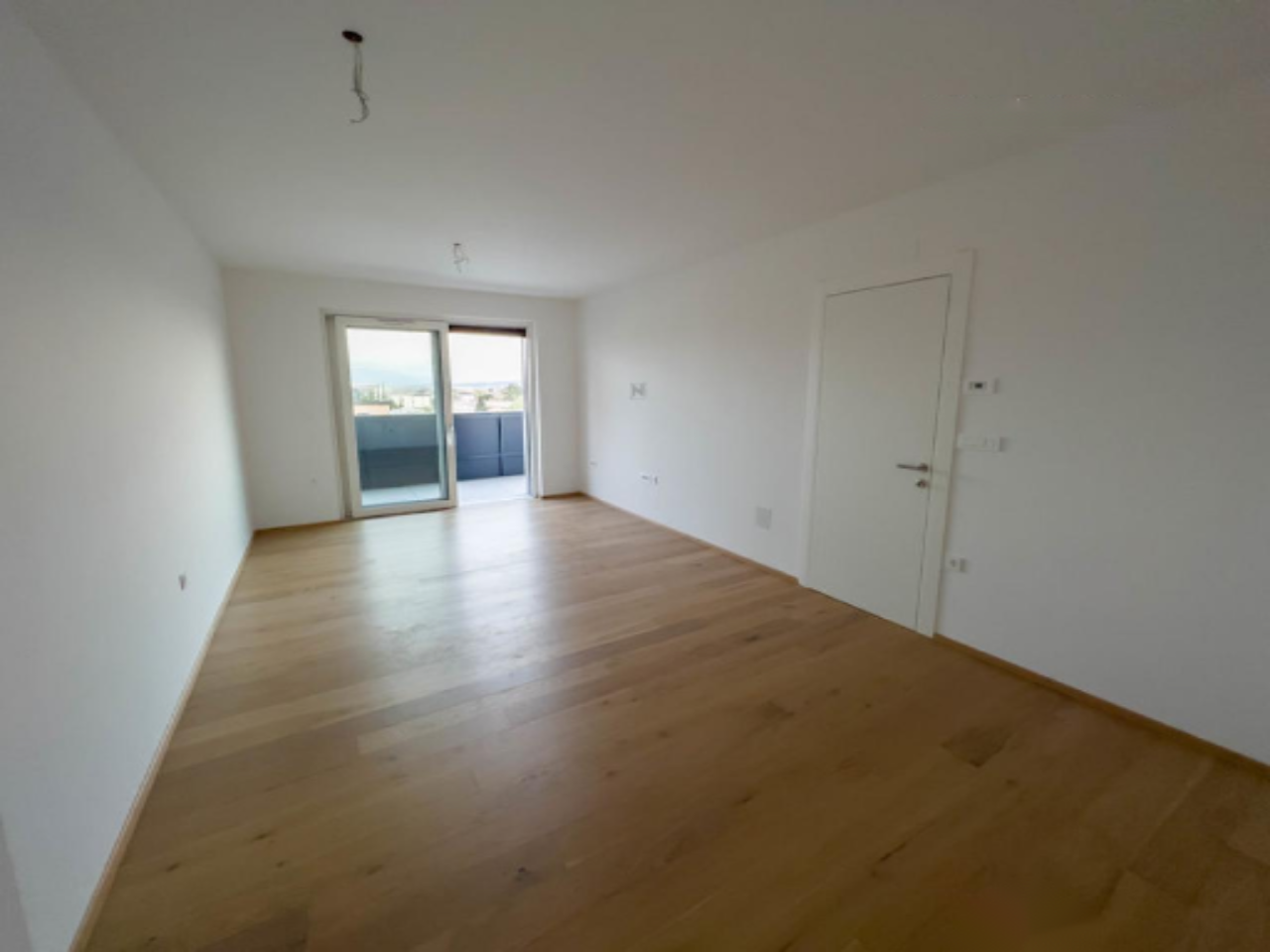 Piso en Liubliana, Eslovenia, 65 m² - imagen 1