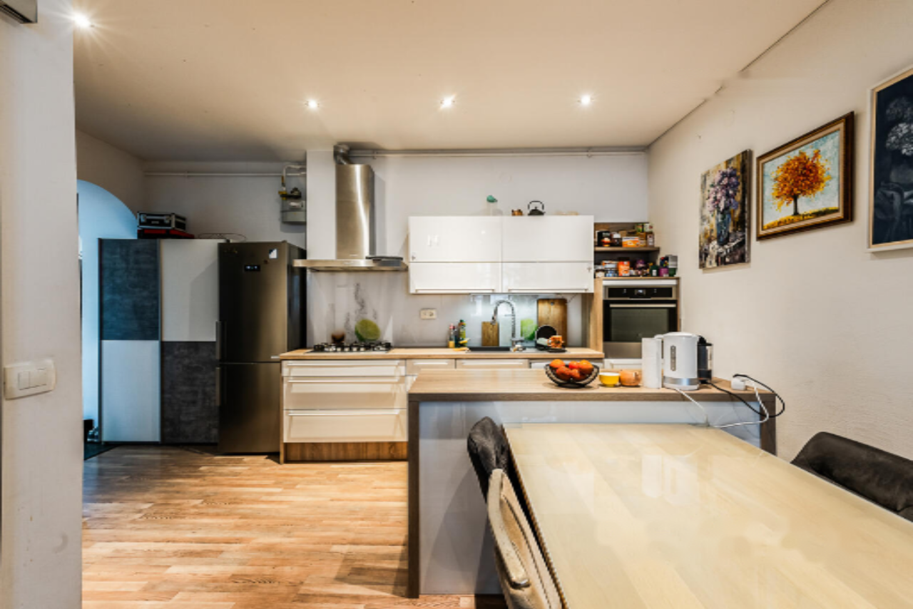 Flat in Ljubljana, Slovenia, 111 m² - picture 1
