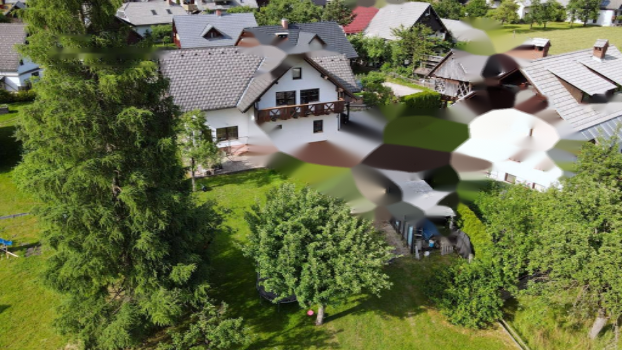 Haus in Bohinj, Slowenien, 323 m² - Foto 1