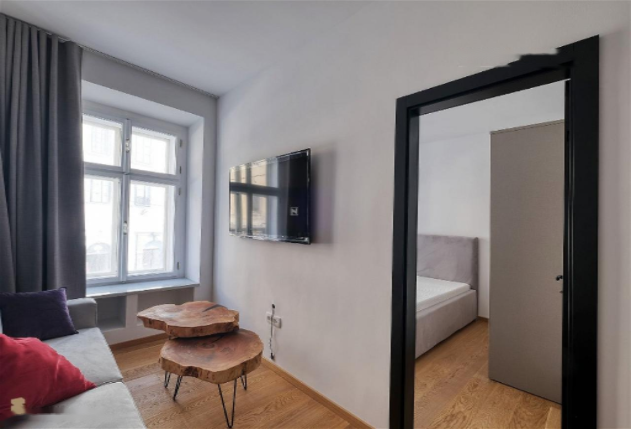 Flat in Ljubljana, Slovenia, 49 m² - picture 1