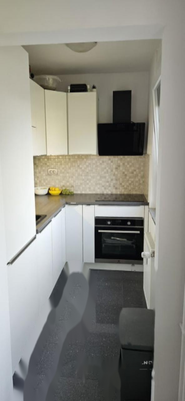 Piso en Liubliana, Eslovenia, 30 m² - imagen 1