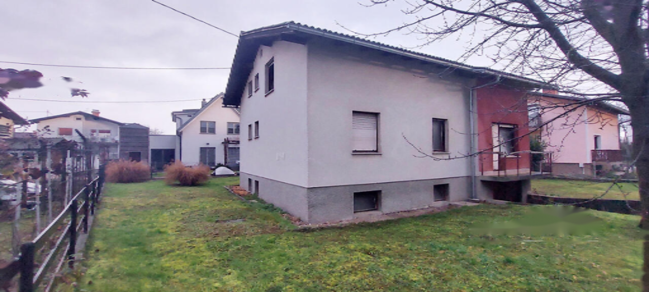 Land in Ljubljana, Slovenia, 499 m² - picture 1