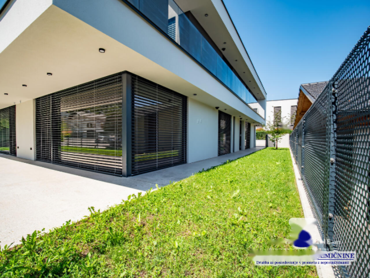 Piso en Liubliana, Eslovenia, 221 m² - imagen 1
