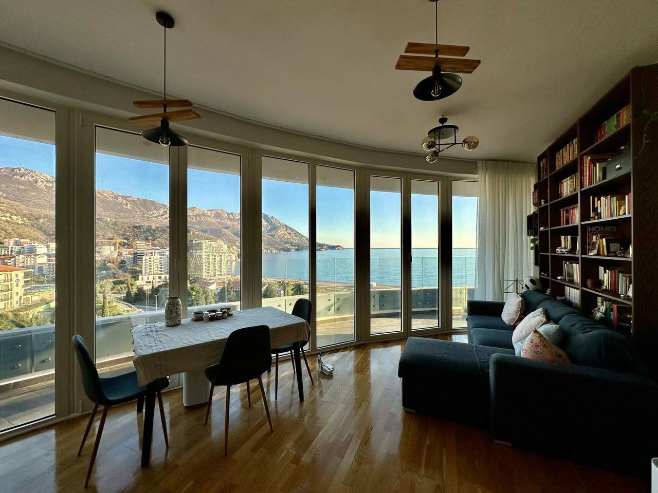 Flat in Becici, Montenegro, 69 m² - picture 1
