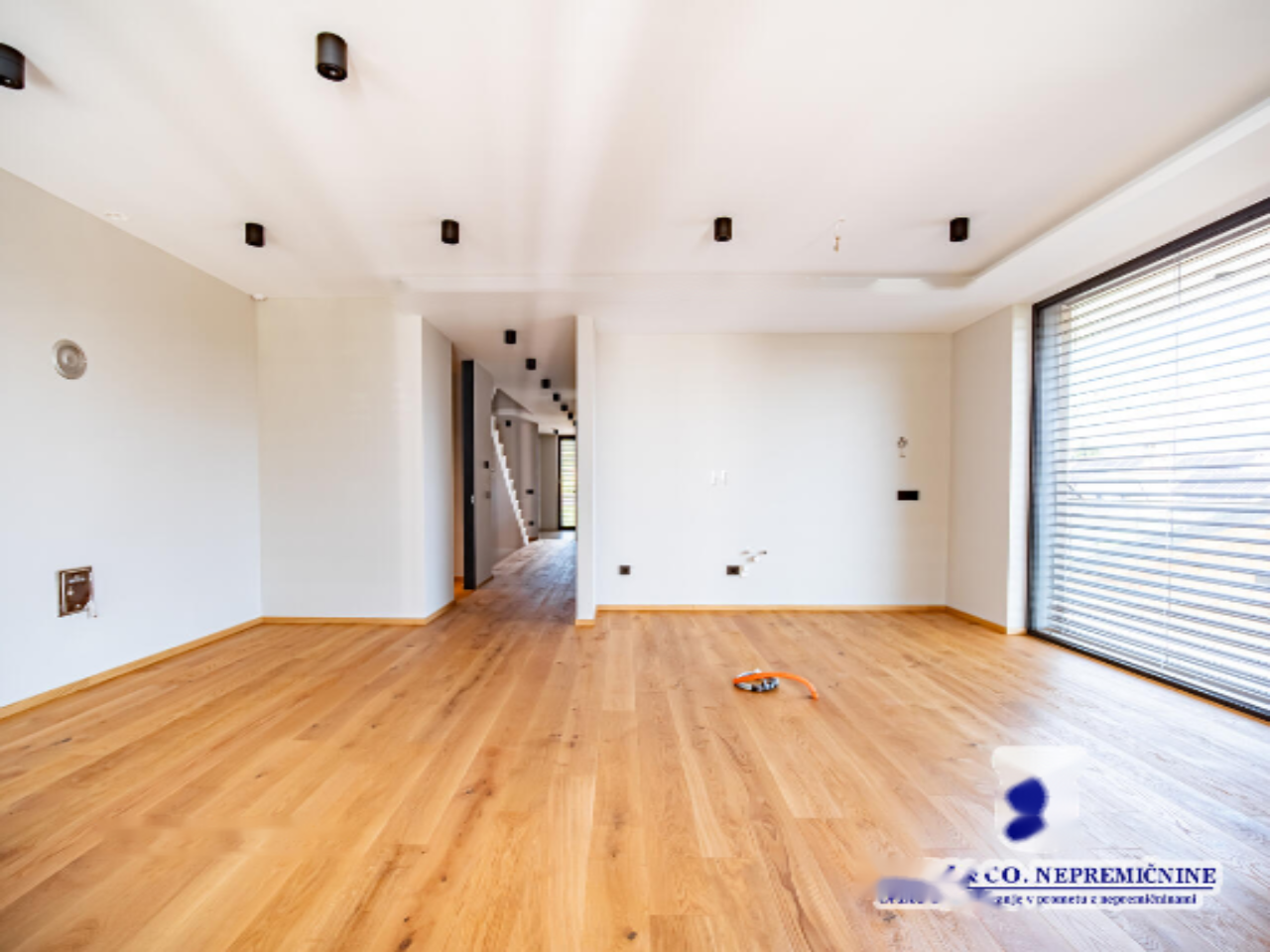 Piso en Liubliana, Eslovenia, 240 m² - imagen 9