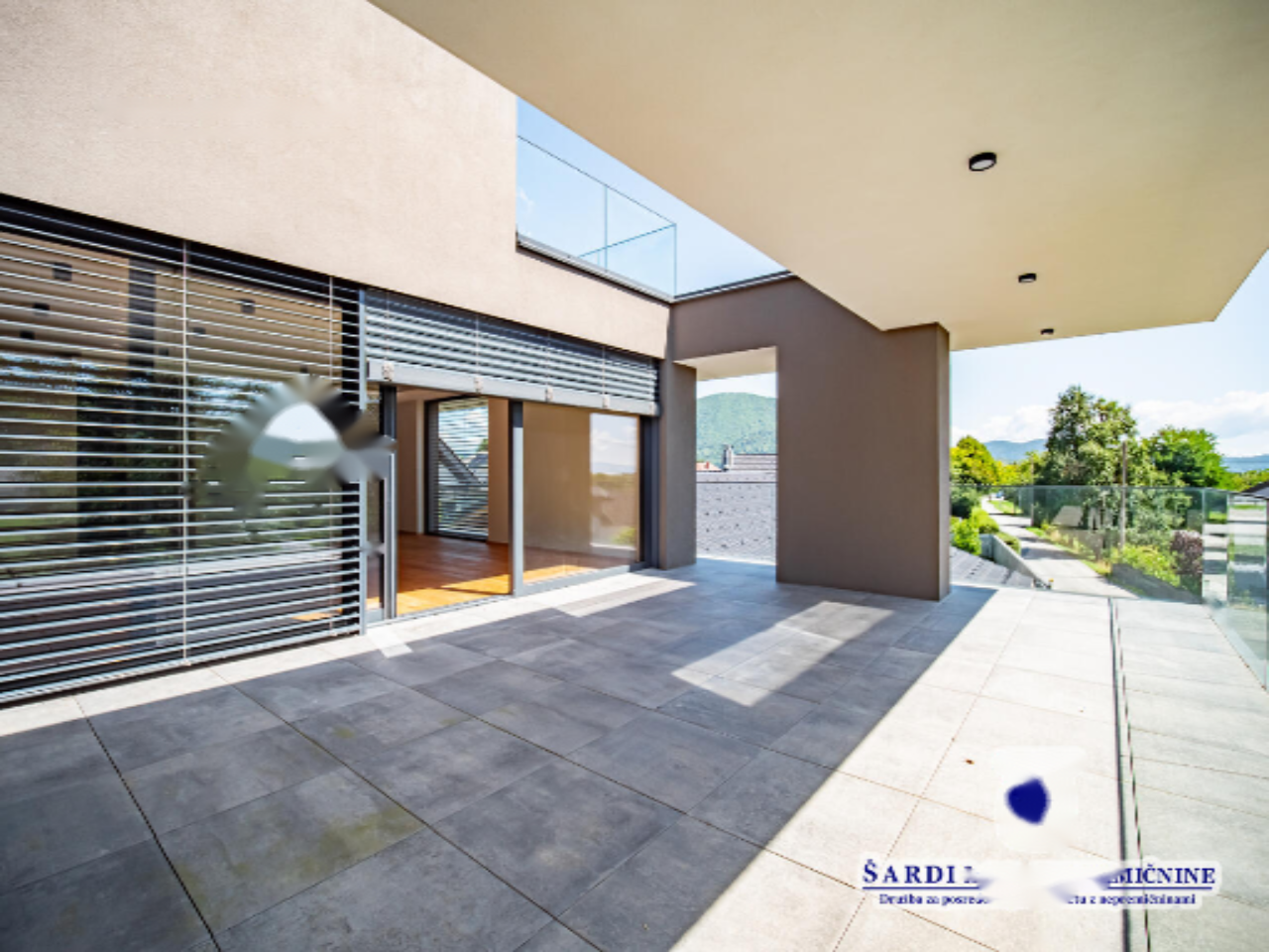 Piso en Liubliana, Eslovenia, 240 m² - imagen 16