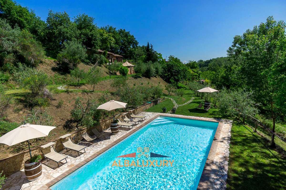 Villa à Montepulciano, Italie, 360 m² - image 3