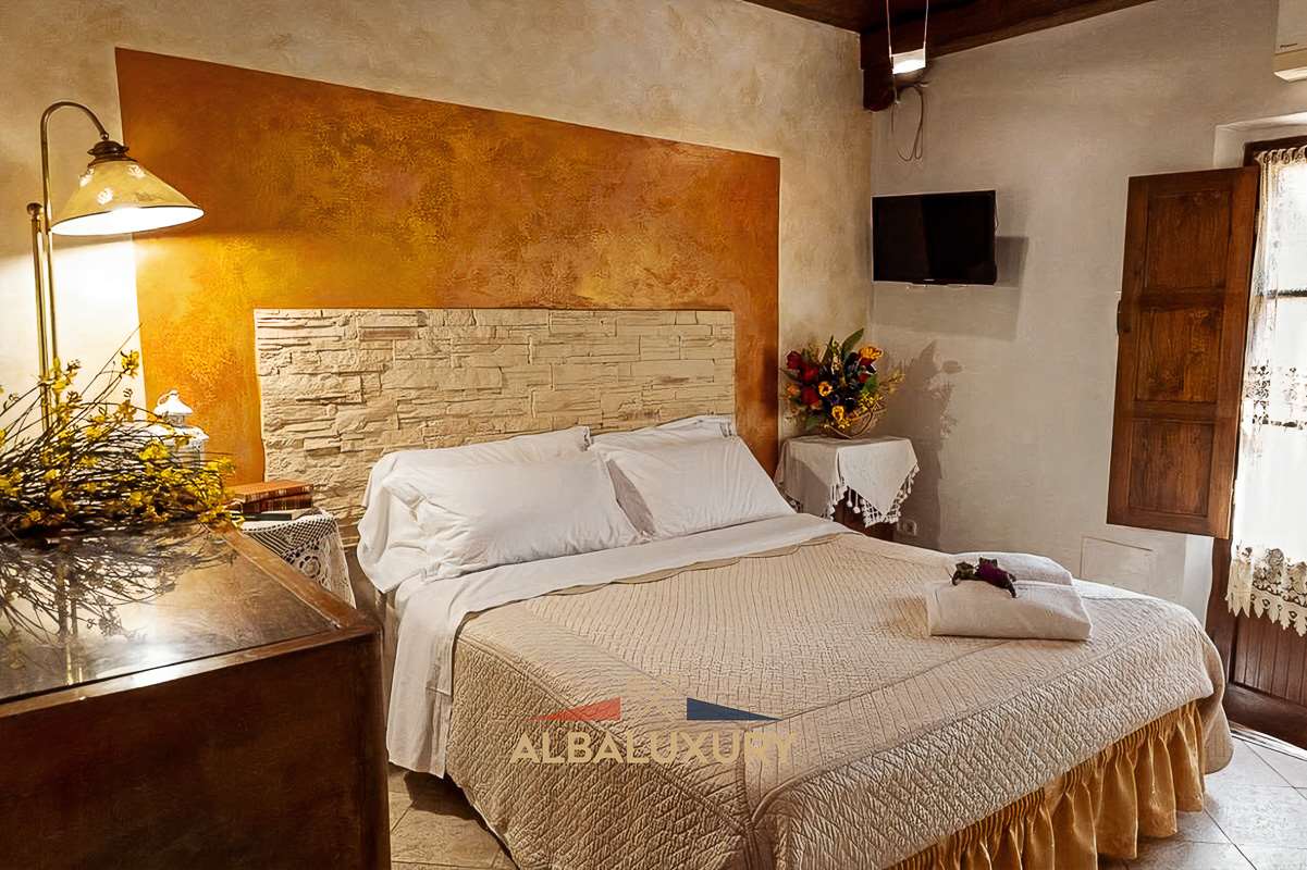 Villa à Montepulciano, Italie, 360 m² - image 8